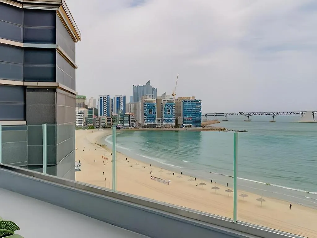 Hotel Homers Busan 4*,